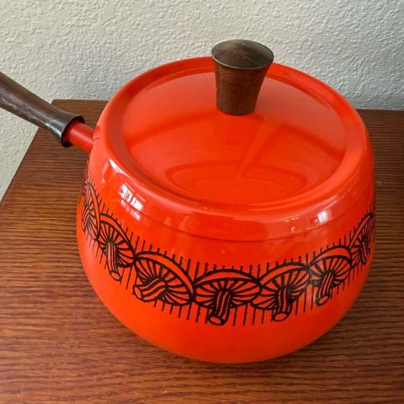 Vintage Other - Vintage Orange Fondue Pot Mushroom Pattern 3 pieces as shown Wooden Handle